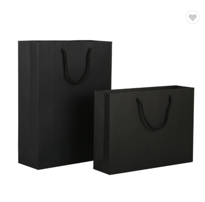 Bom preço. ODM Saco de papel de laminação fosco Embalagem Logotipo personalizado Saco de compras preto on-line